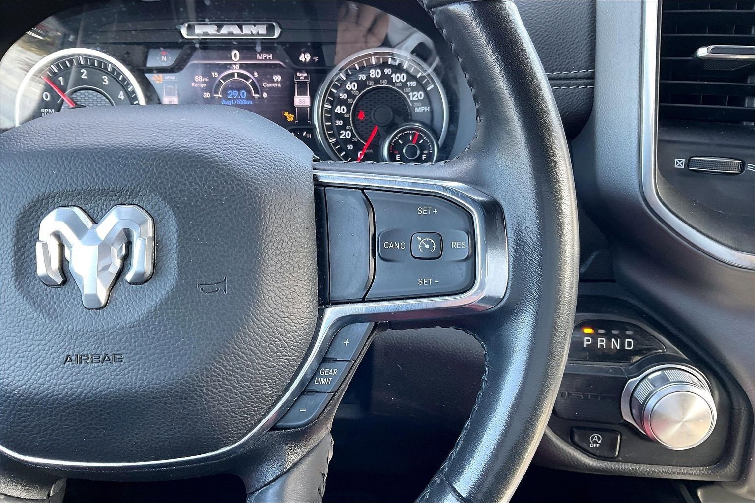 Used 2024 RAM 1500 Laramie image 13