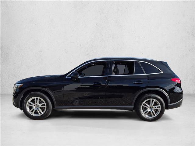 Certified 2025 Mercedes-Benz GLC 300 image 8