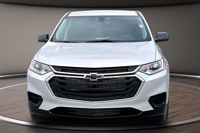 Used 2021 Chevrolet Traverse LS FWD image 3