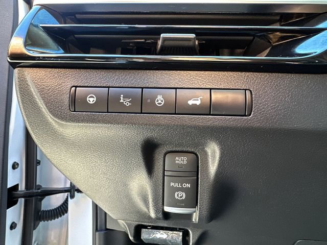 Used 2025 Nissan Murano Platinum w/ Cargo Package image 35