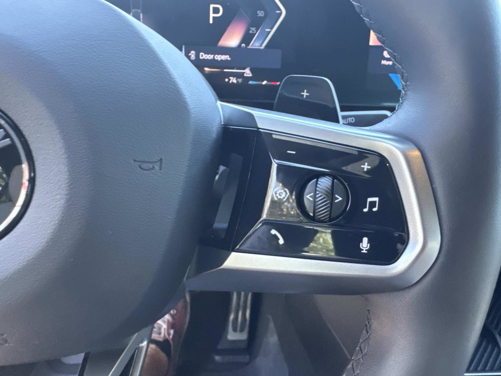 Certified 2025 BMW 530i w/ M Sport Package image 28