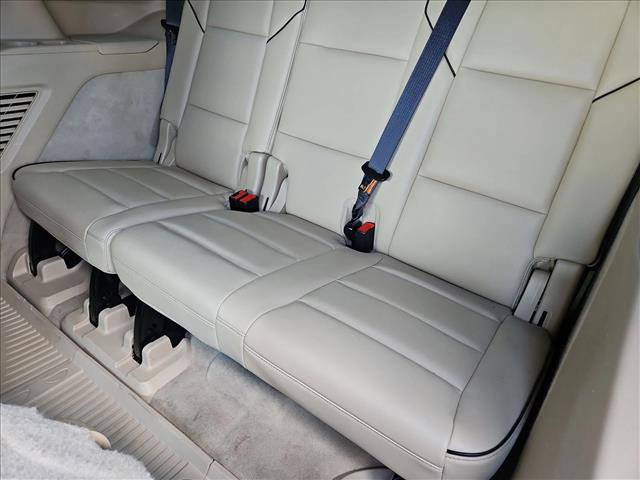Used 2023 Cadillac Escalade Premium Luxury image 21