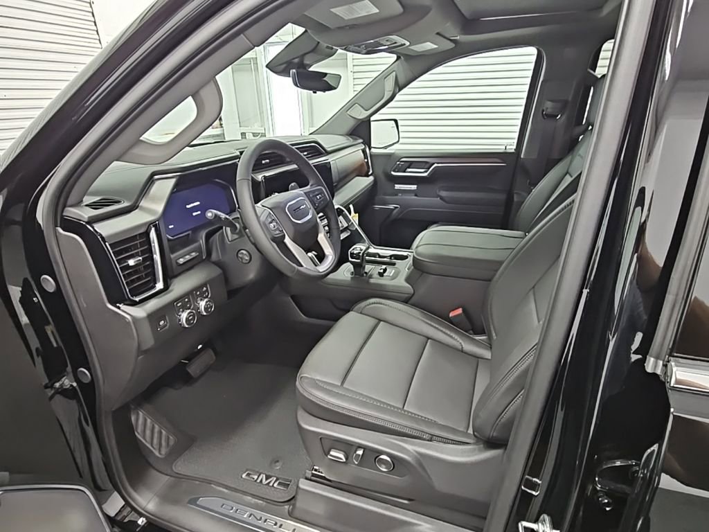 New 2026 GMC Sierra 1500 Denali w/ Denali Reserve Package image 10