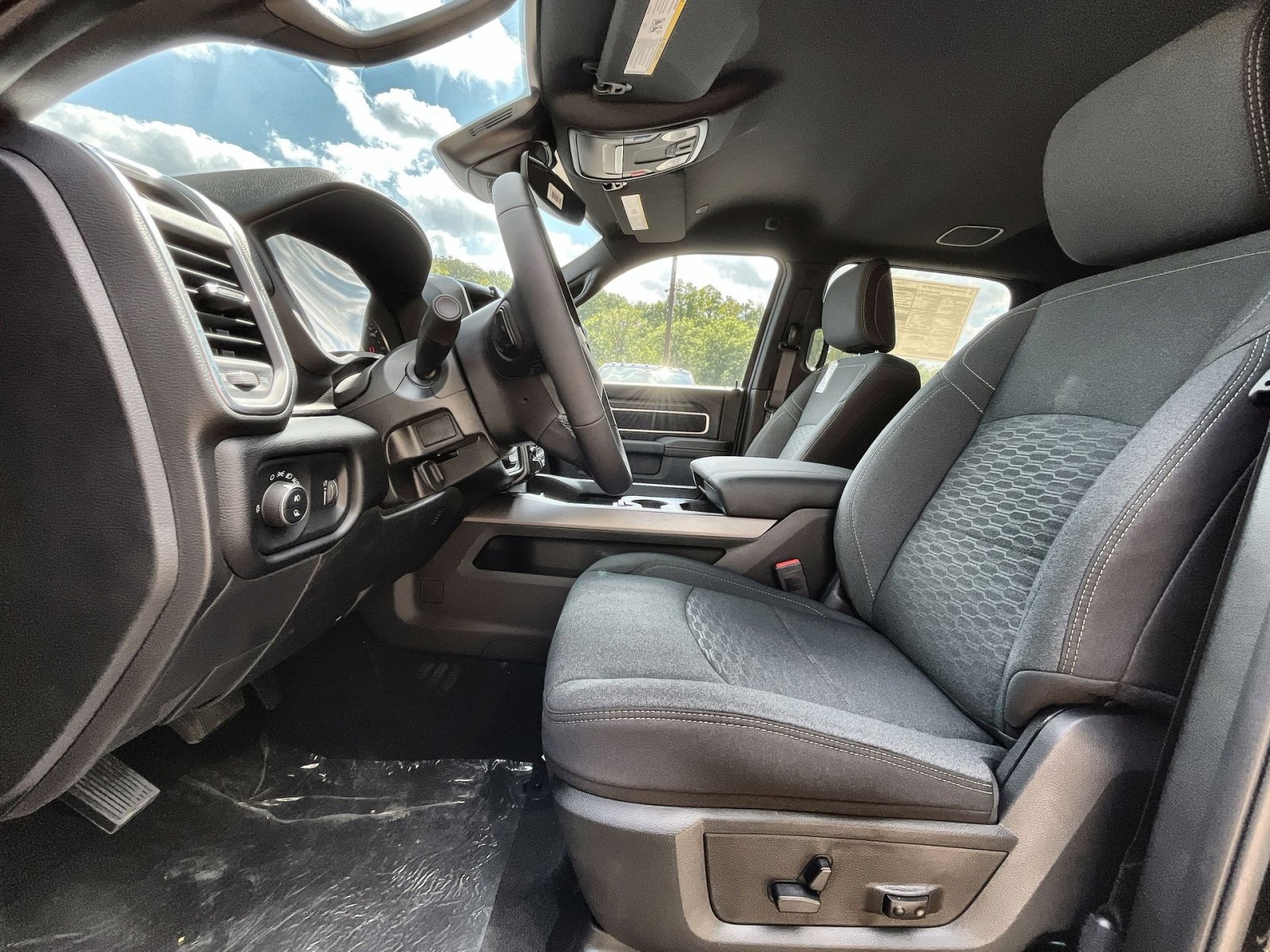 New 2025 RAM 2500 Big Horn image 13