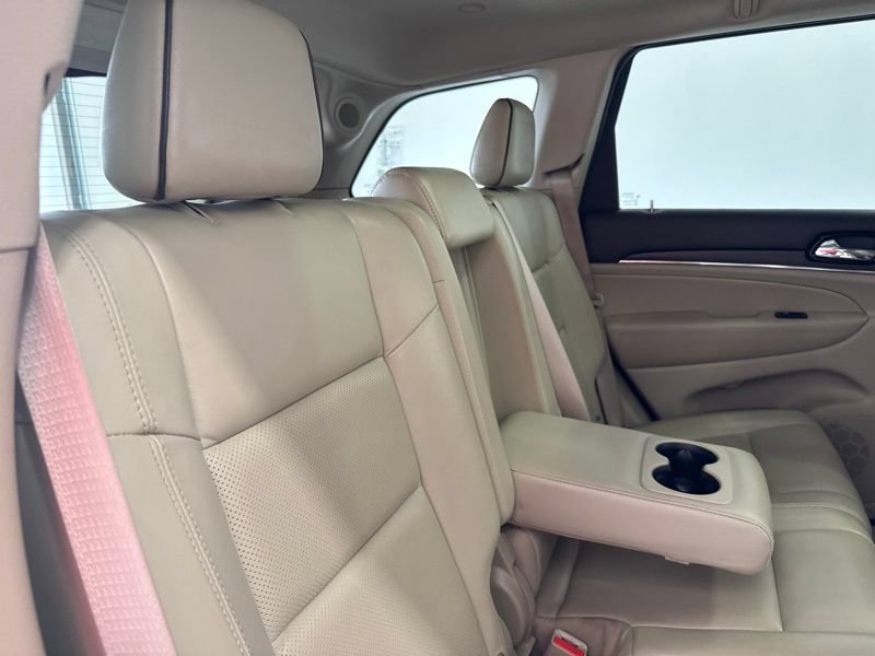 Used 2019 Jeep Grand Cherokee Overland AWD/4WD image 13