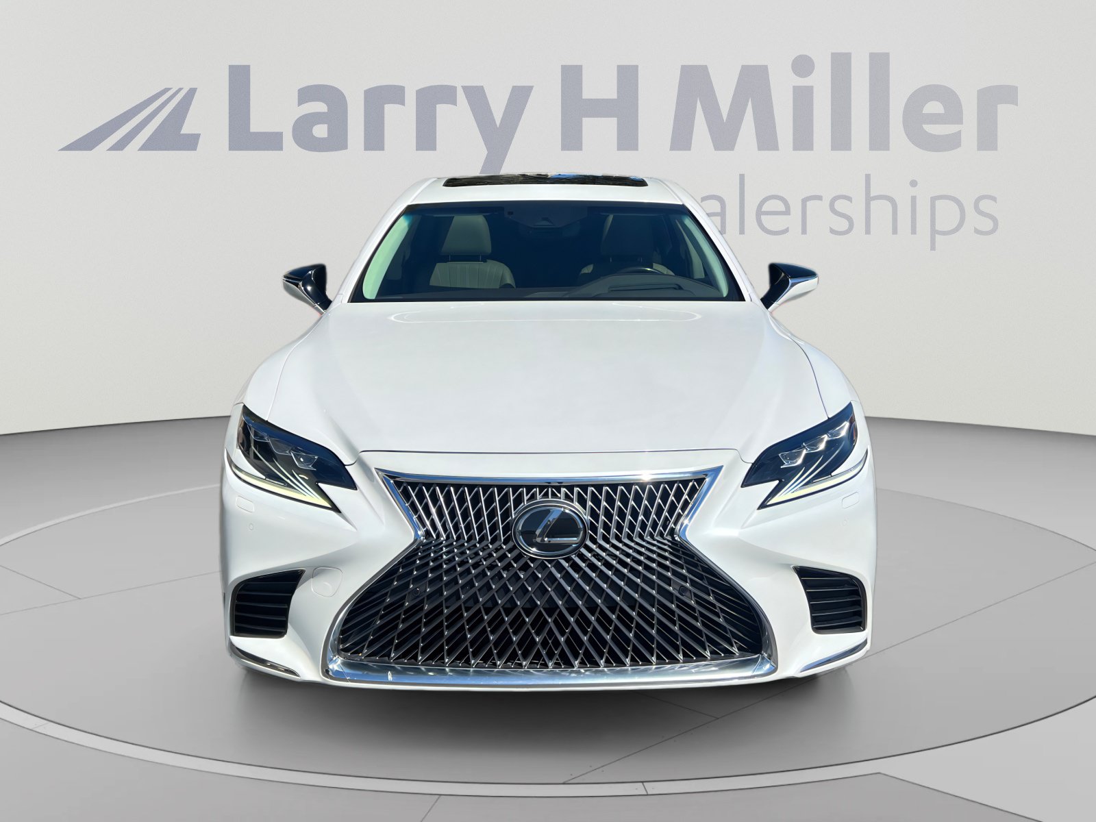 Used 2018 Lexus LS 500 AWD image 8