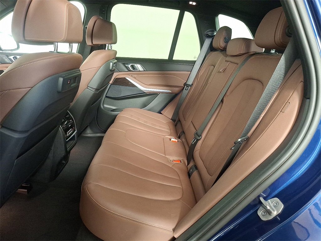 Used 2021 BMW X5 xDrive45e w/ M Sport Package image 14