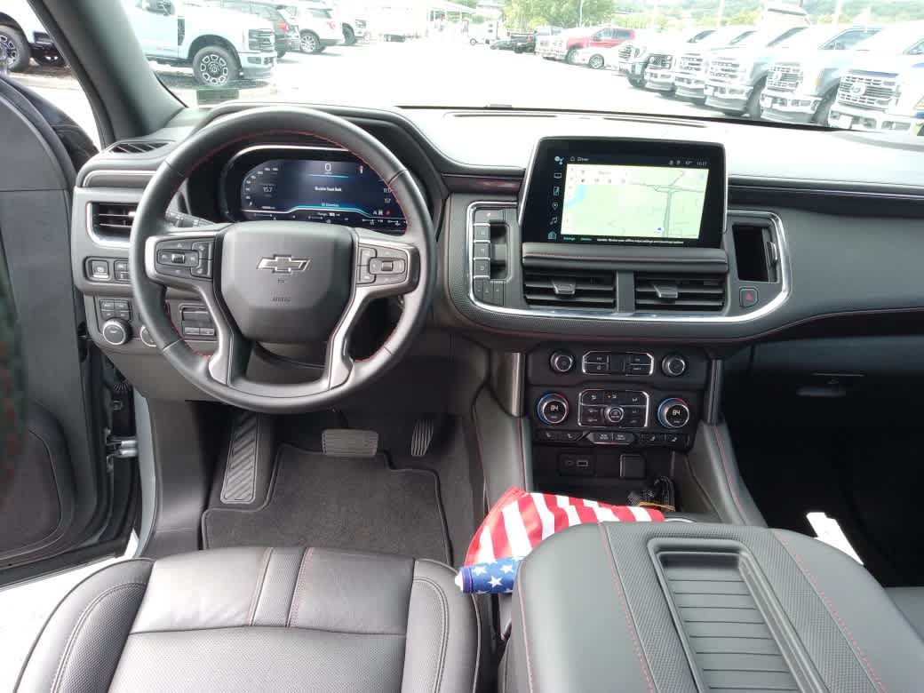 Used 2024 Chevrolet Suburban RST w/ Luxury Package AWD/4WD image 29