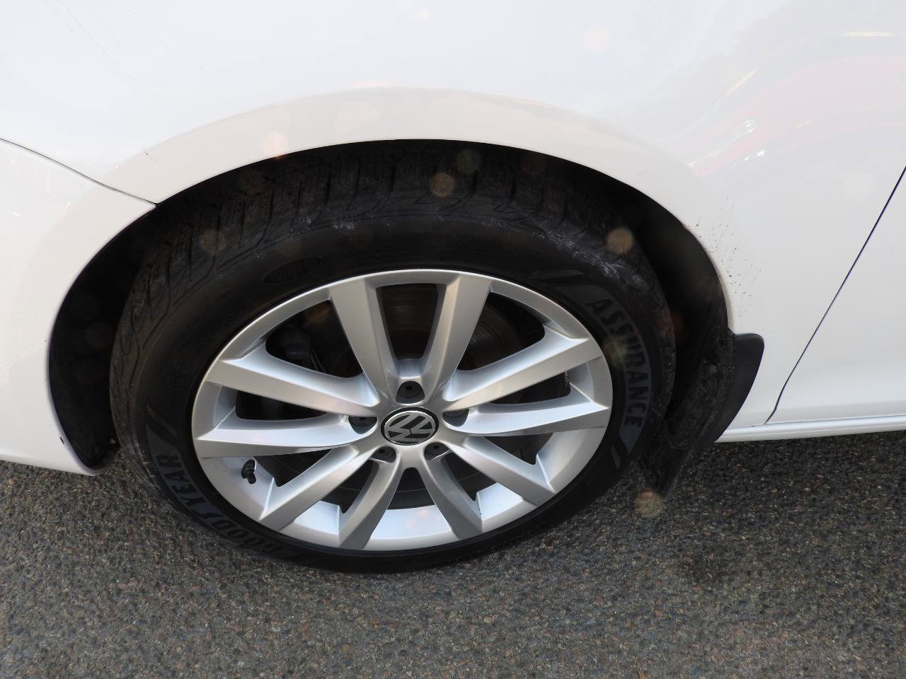 Used 2012 Volkswagen Eos Komfort FWD image 19