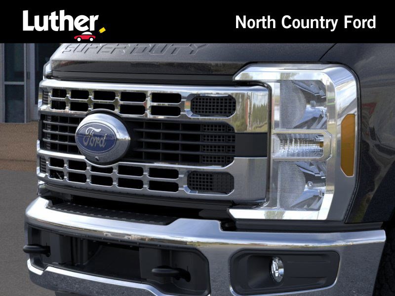 New 2026 Ford F250 4x4 Crew Cab Super Duty image 17