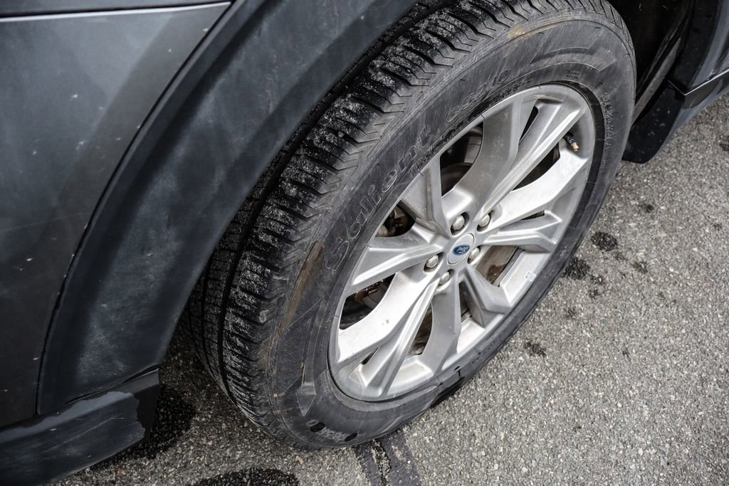 Used 2023 Ford Explorer Limited image 45