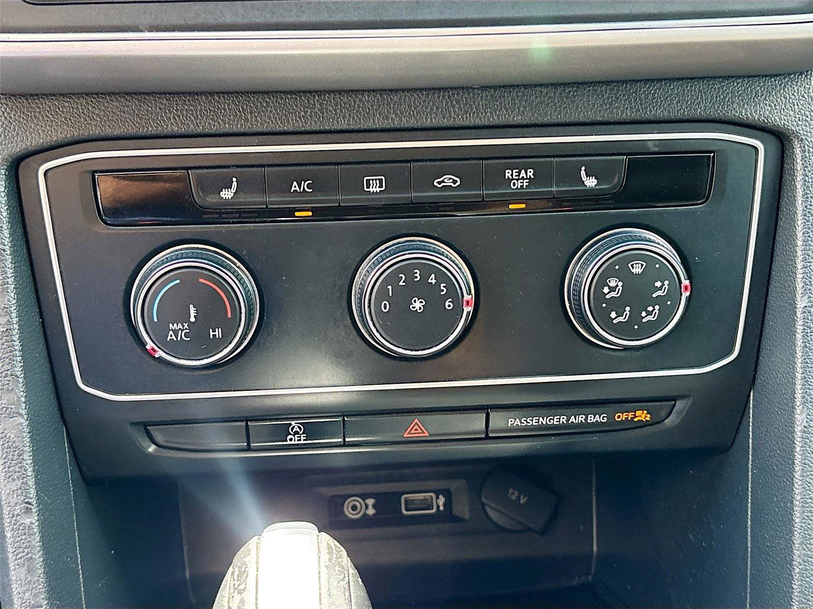Used 2018 Volkswagen Atlas SE FWD image 15
