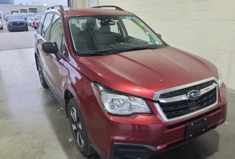 Used 2017 Subaru Forester 2.5i w/ Alloy Wheel Package