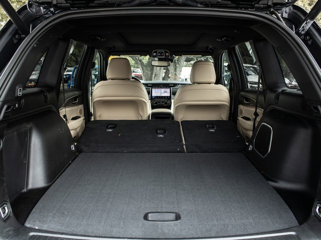 Used 2024 Jeep Grand Cherokee Limited 4xe image 20