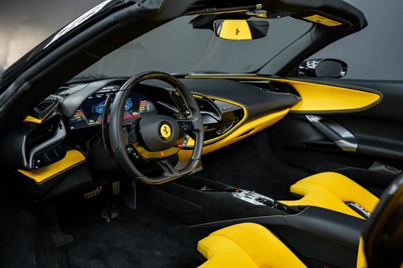 Used 2025 Ferrari SF90 Spider AWD/4WD image 20