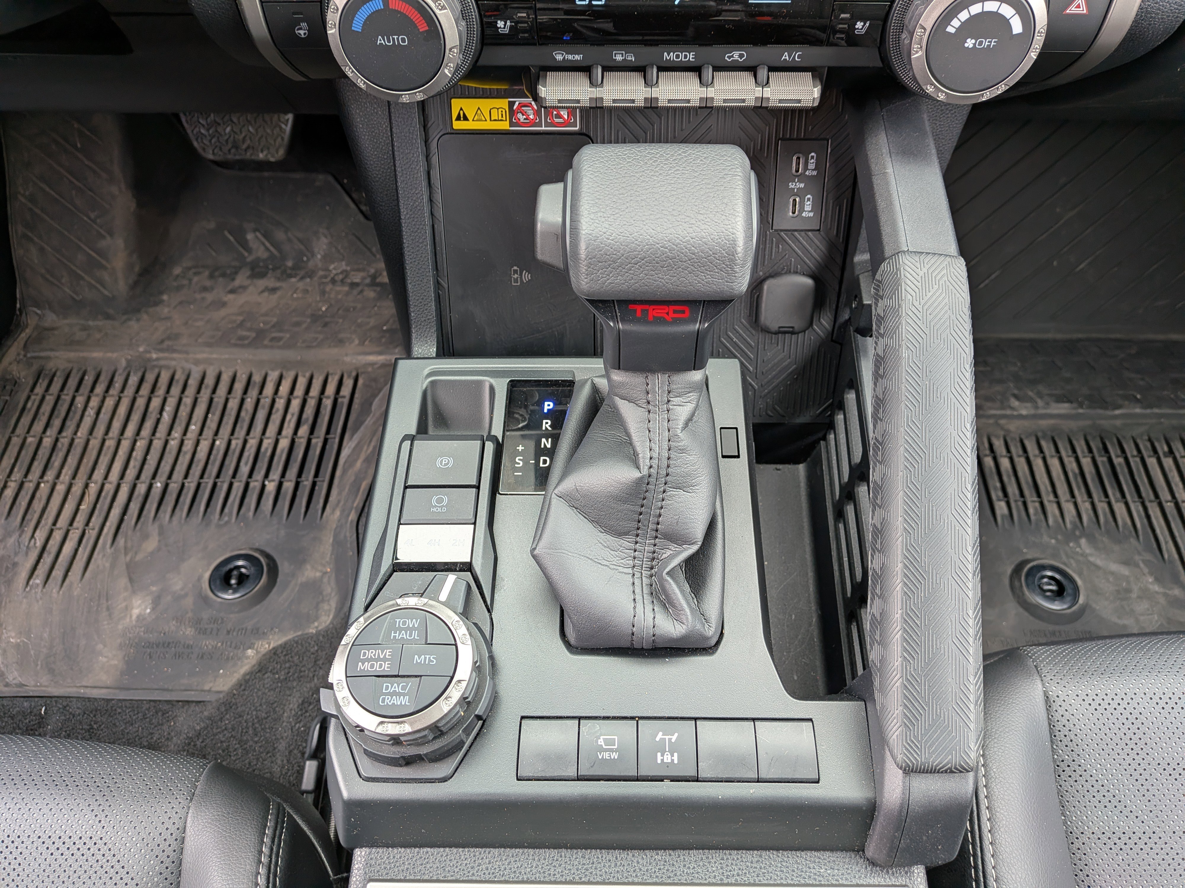 Certified 2025 Toyota 4Runner TRD Off-Road Premium image 29
