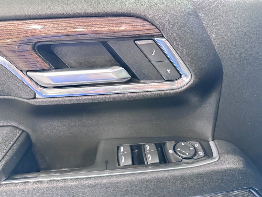 Certified 2025 Chevrolet Silverado 1500 LT AWD/4WD image 21