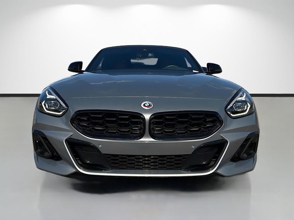 Used 2023 BMW Z4 M40i w/ Premium Package image 8
