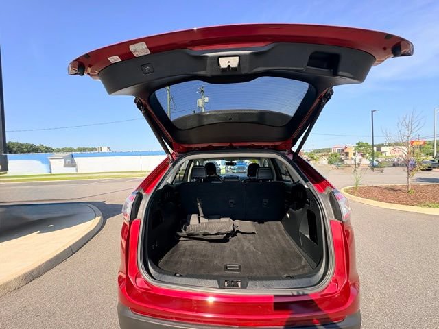 Used 2018 Ford Edge SEL w/ Equipment Group 201A FWD image 29