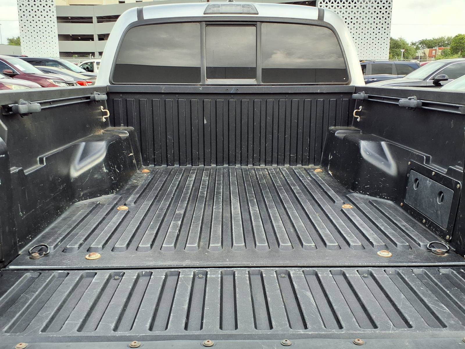 Used 2019 Toyota Tacoma SR w/ SR Convenience Package RWD image 19