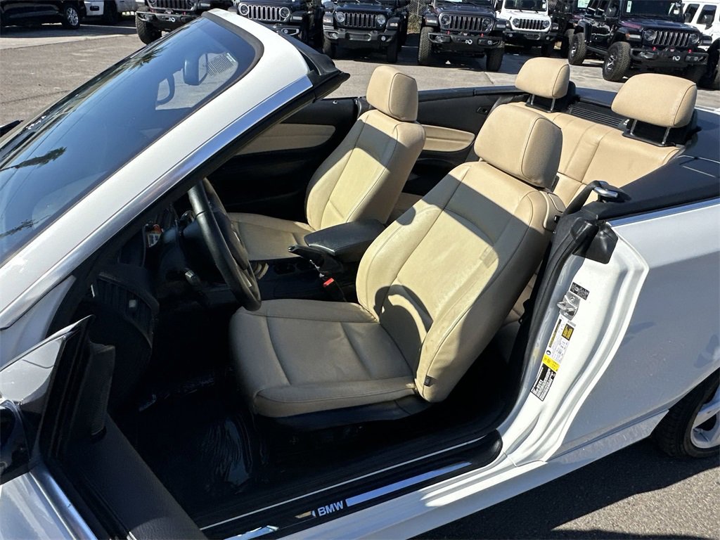 Used 2012 BMW 128i Convertible image 19