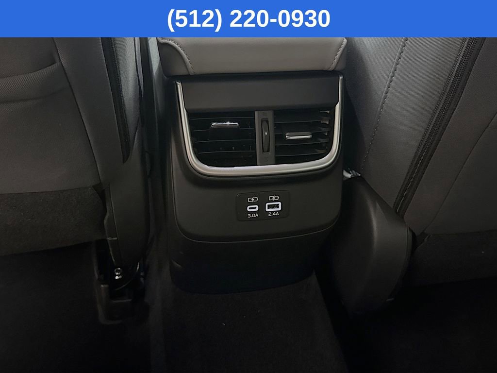 Used 2025 Subaru Outback Premium image 29