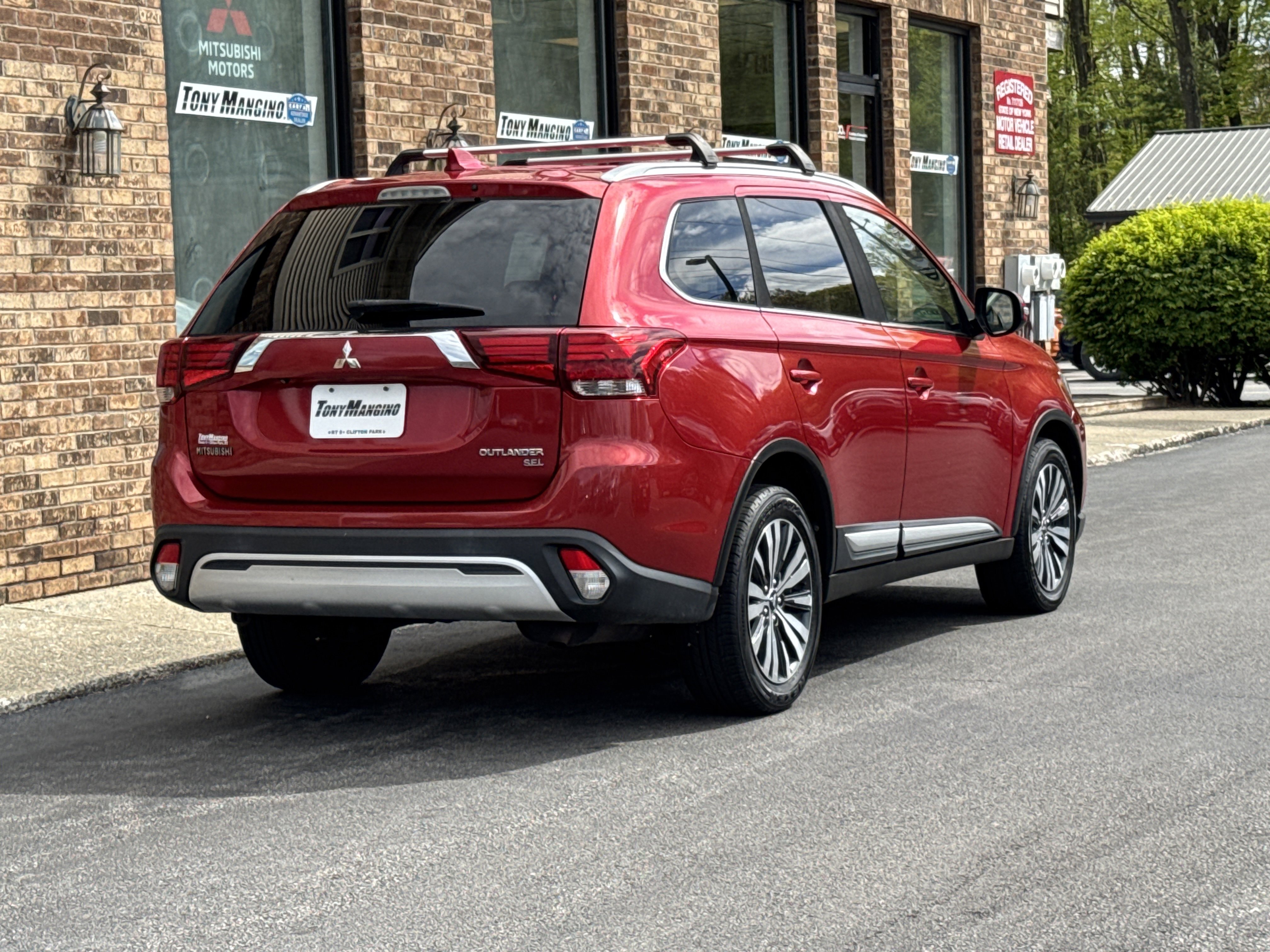 Used 2019 Mitsubishi Outlander SEL AWD/4WD image 7