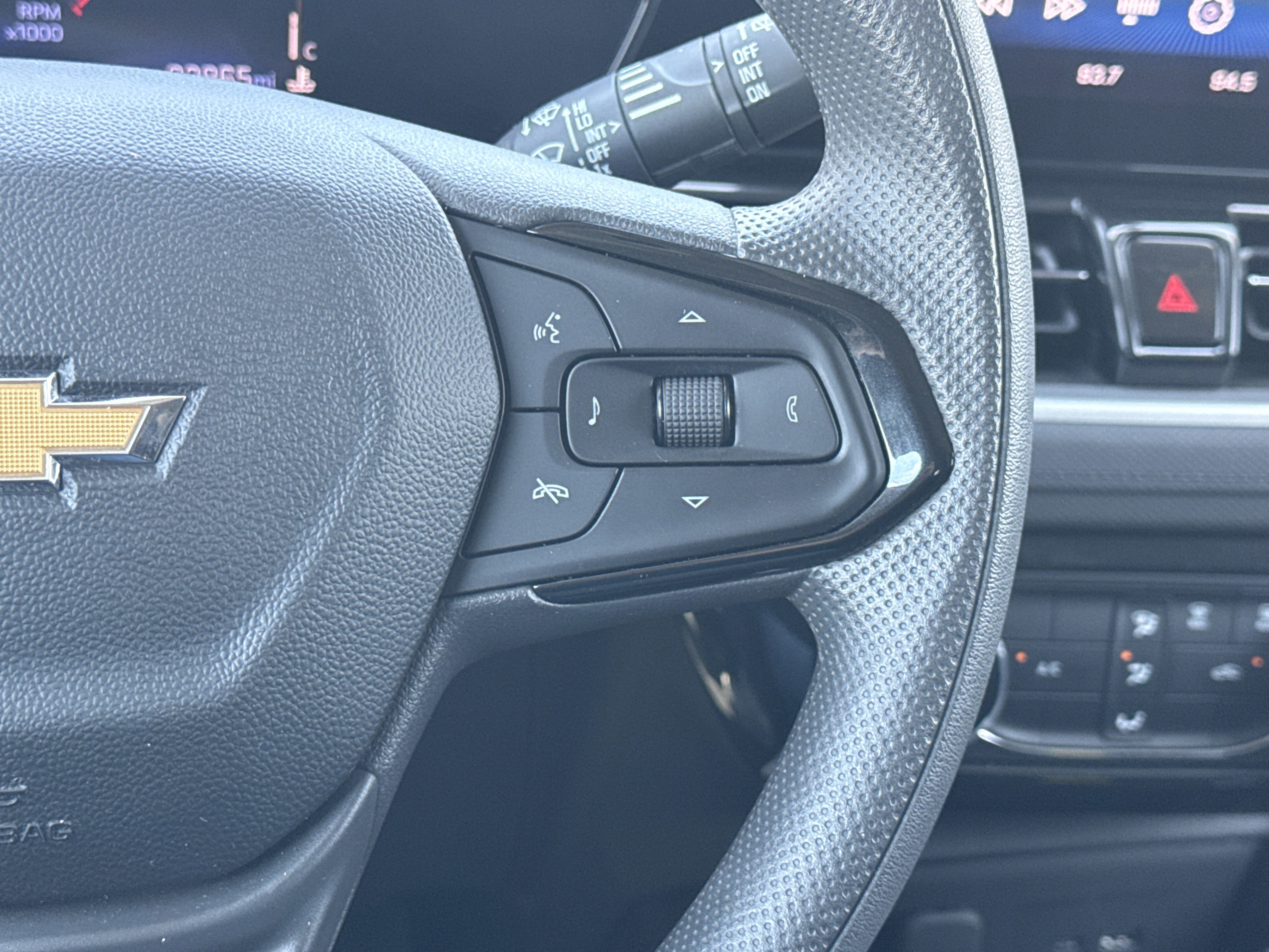 Used 2025 Chevrolet TrailBlazer LT AWD/4WD image 20