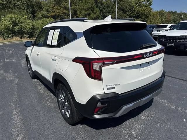 Certified 2024 Kia Seltos S FWD image 4