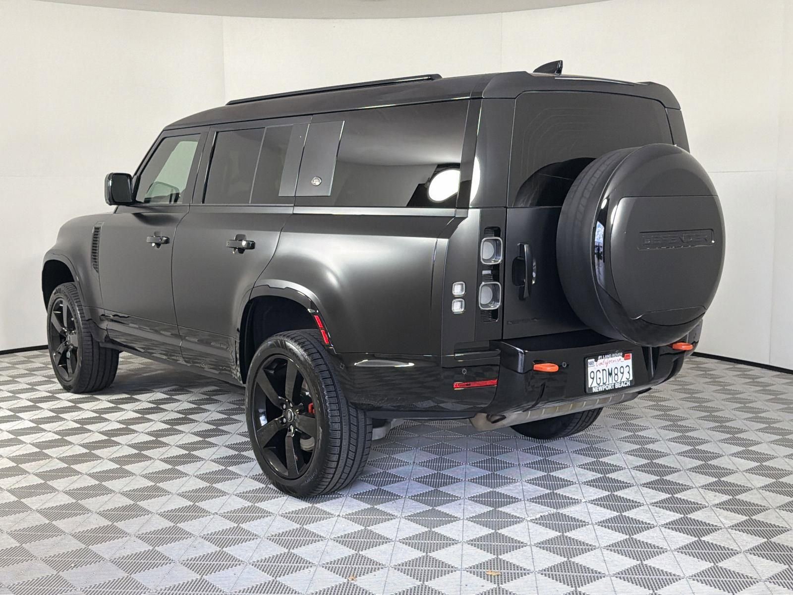 Certified 2023 Land Rover Defender 130 X image 3