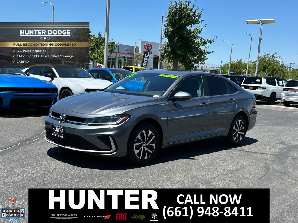 Used 2025 Volkswagen Jetta S FWD image 2