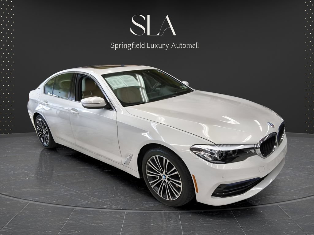 Used 2019 BMW 530e xDrive w/ Convenience Package AWD/4WD image 1