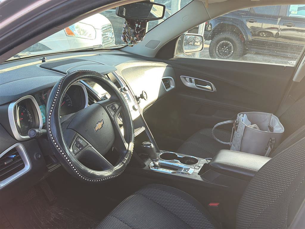 Used 2017 Chevrolet Equinox LS image 8