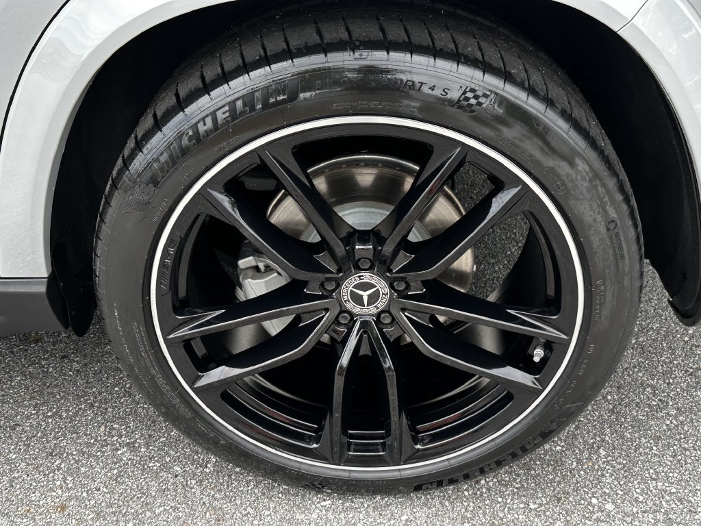 Certified 2024 Mercedes-Benz GLS 580 4MATIC image 24