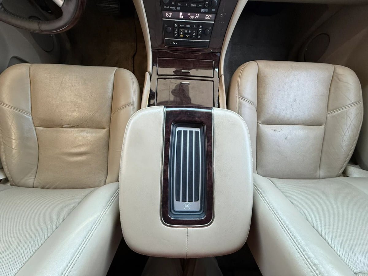Used 2014 Cadillac Escalade Luxury AWD/4WD image 51