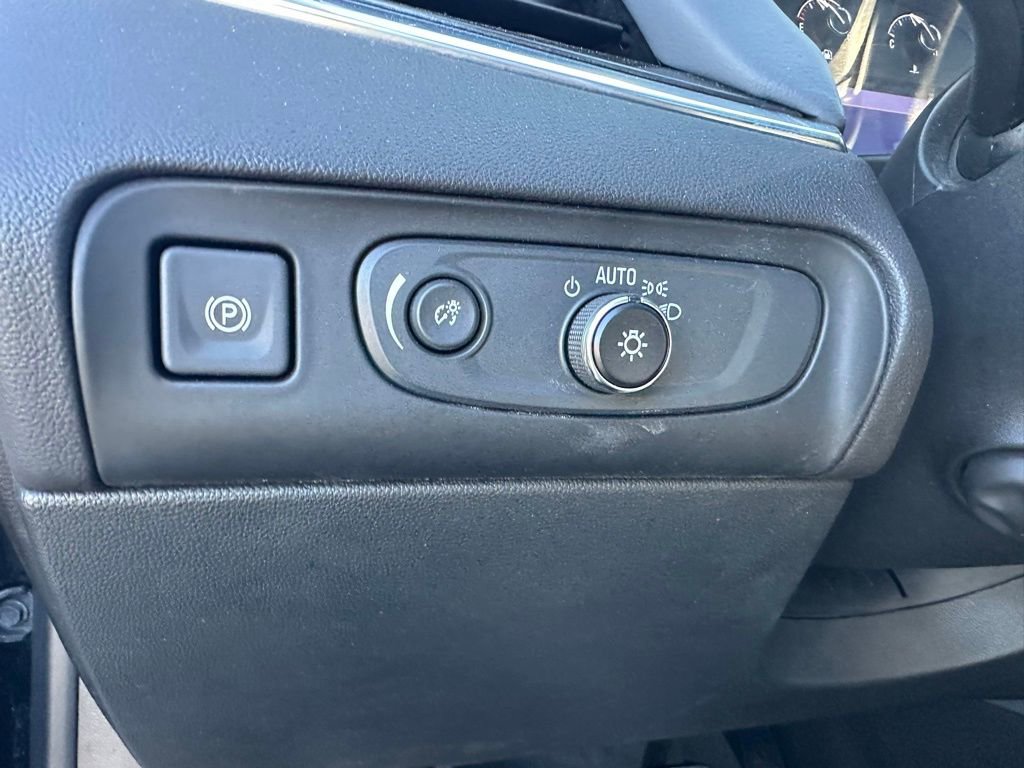 Used 2021 Buick Enclave Premium w/ Sun and Sites Package image 14