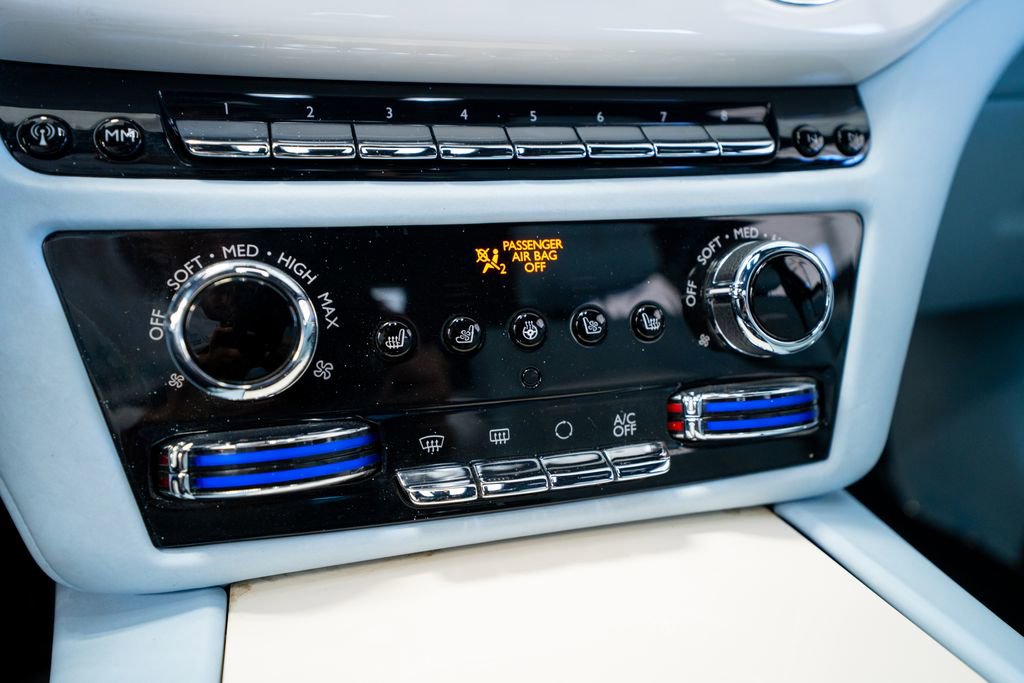 Used 2022 Rolls-Royce Ghost AWD/4WD image 30