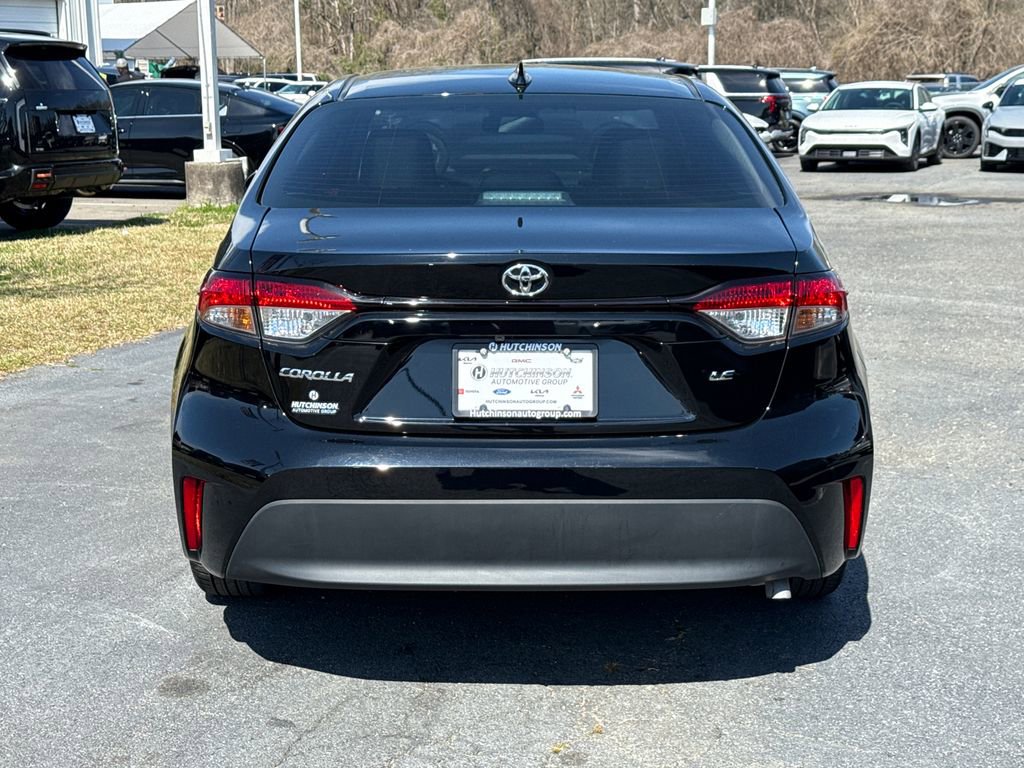 Used 2025 Toyota Corolla LE image 6
