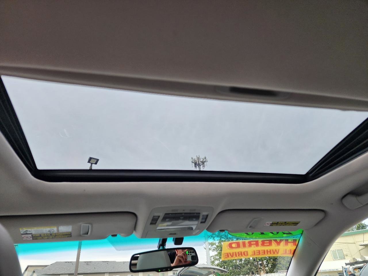 Used 2010 Lexus RX 450h AWD image 23