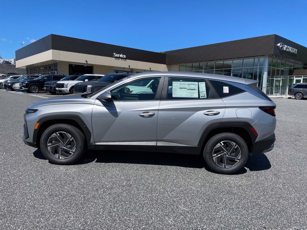 New 2026 Hyundai Tucson Blue SE AWD/4WD image 4
