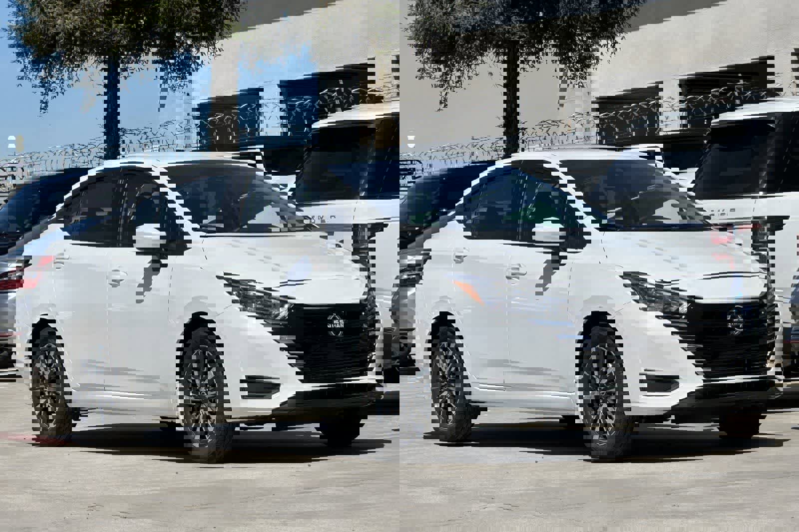 Used 2025 Nissan Versa SV w/ Trunk Package FWD image 10