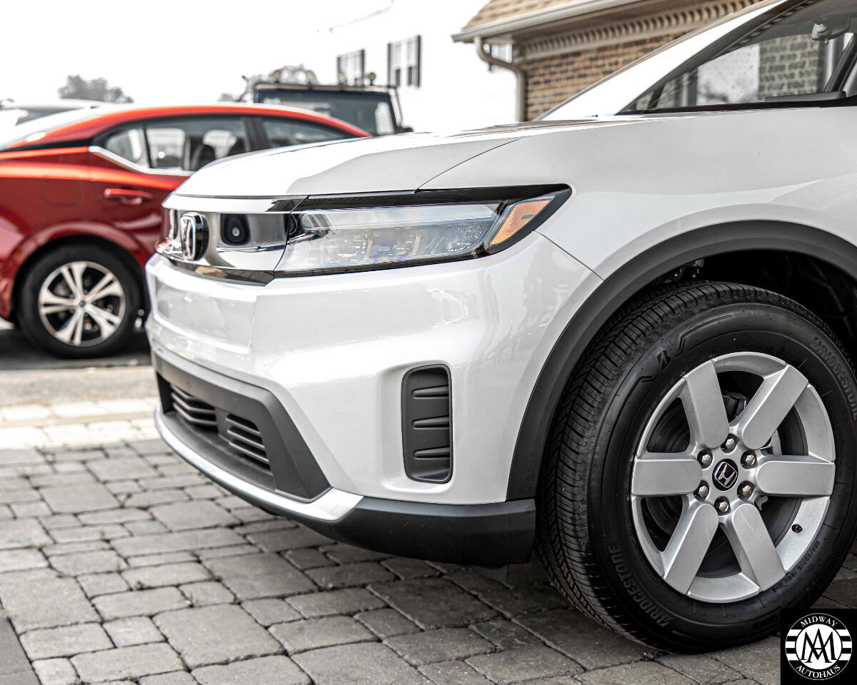 Used 2025 Honda Prologue EX image 5