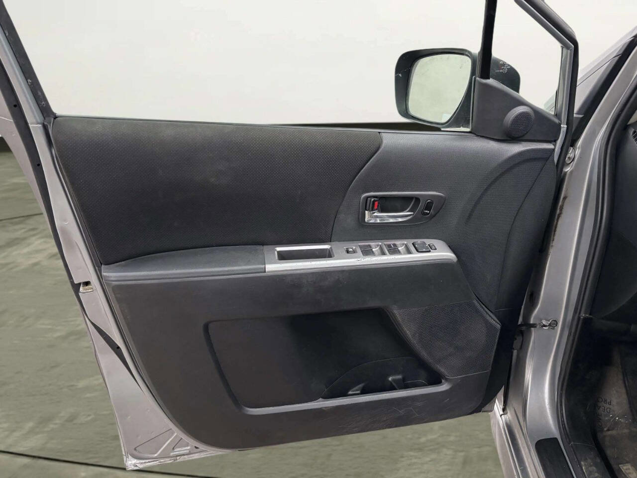 Used 2010 MAZDA MAZDA5 Grand Touring image 10