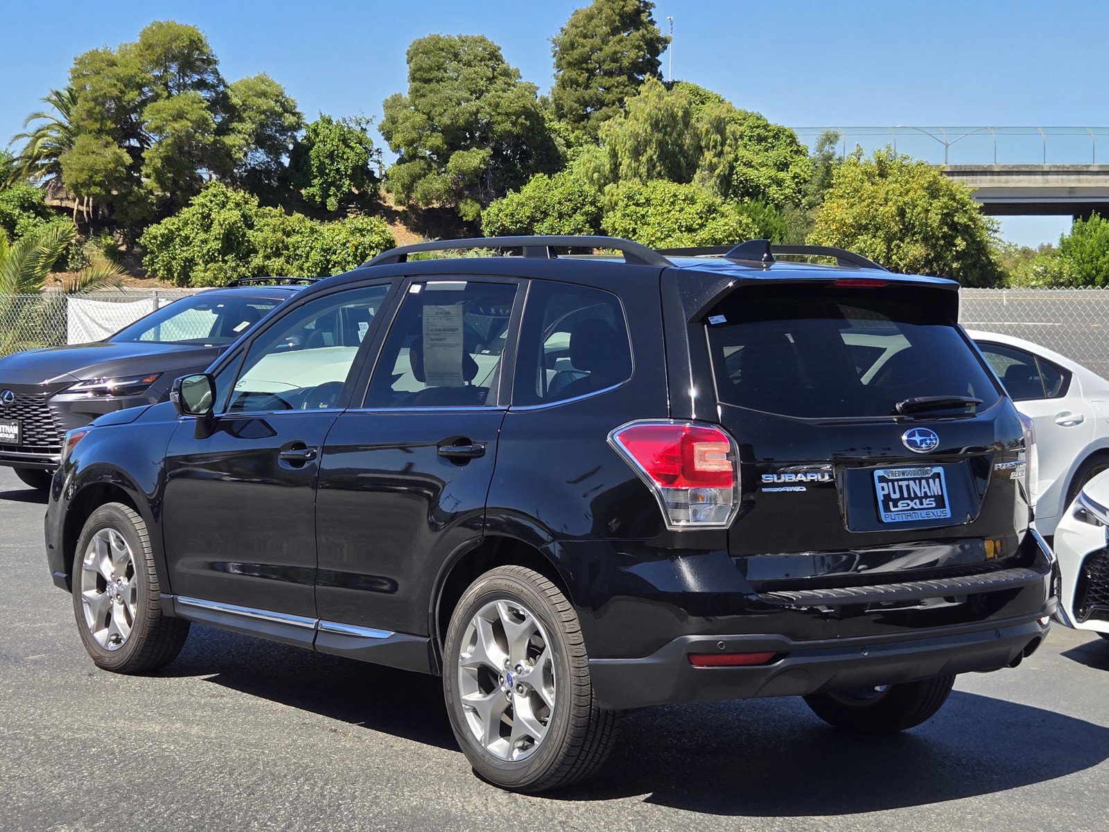 Used 2017 Subaru Forester 2.5i Touring image 6