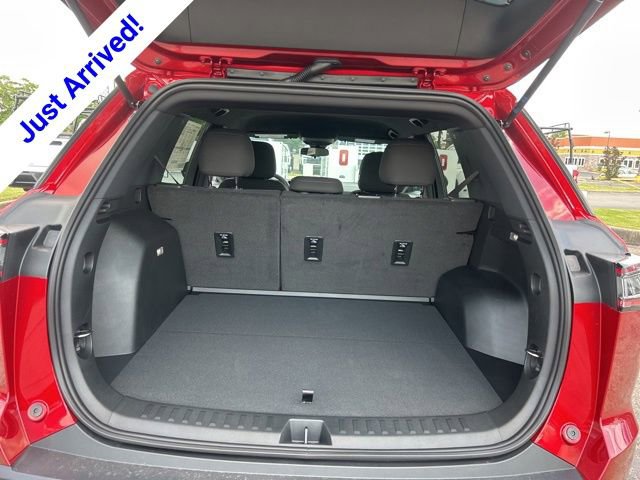 New 2026 Chevrolet Equinox LT FWD image 30