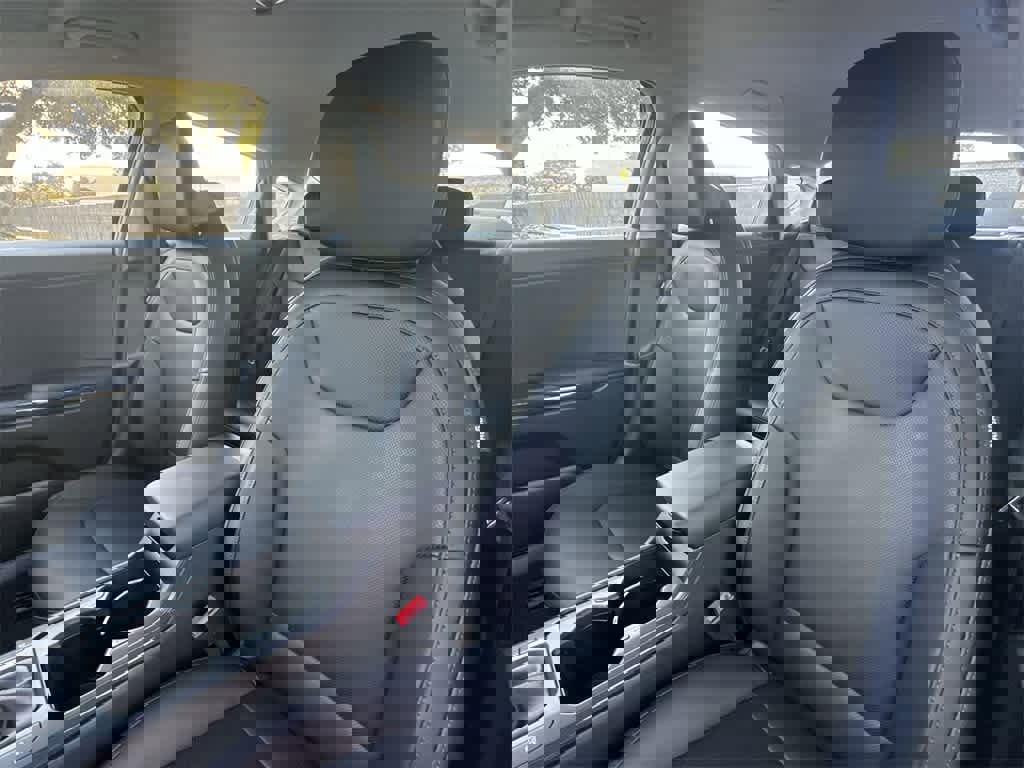 New 2026 Kia K4 EX image 14