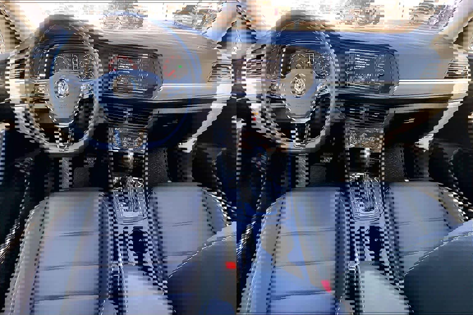 Used 2021 Volkswagen Jetta SE image 14