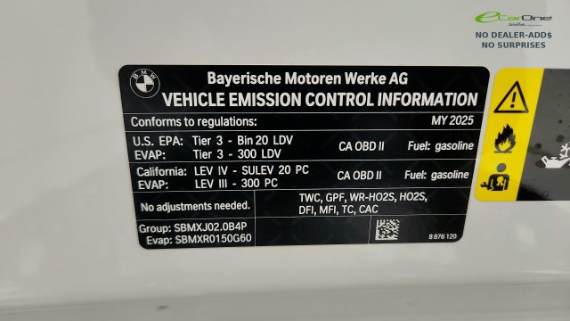 Used 2025 BMW 330i xDrive Sedan AWD/4WD image 79