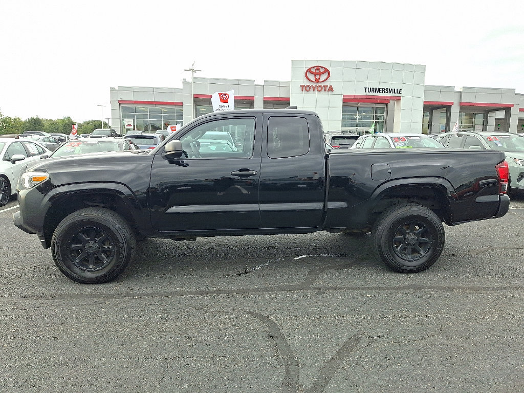 Certified 2021 Toyota Tacoma SR AWD/4WD image 7