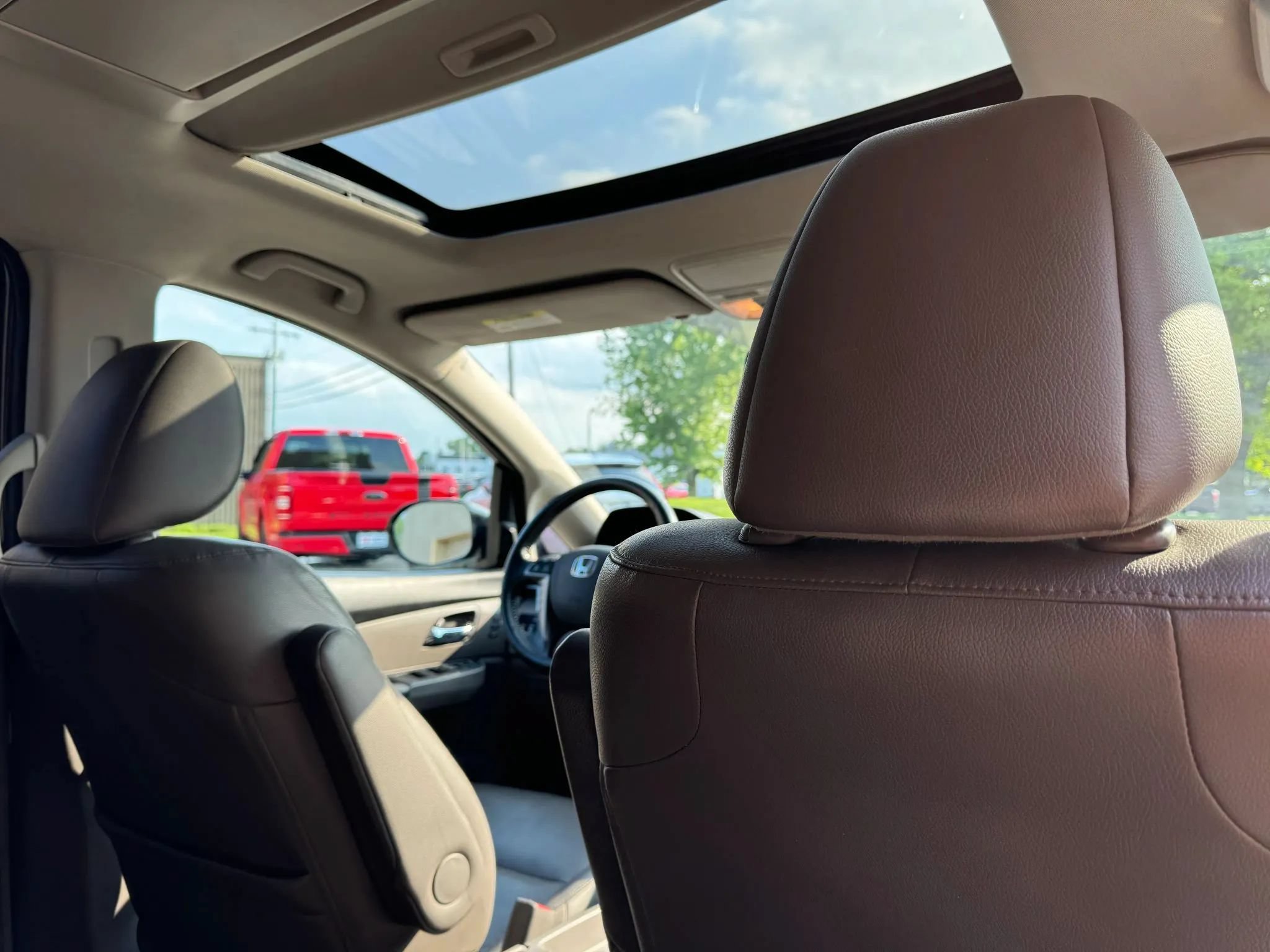 Used 2014 Honda Odyssey Touring image 34